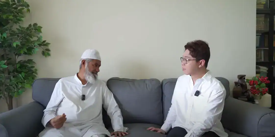zakir naik, podcast dr richard lee, hidup sederhana zakir naik, islam agama damai, gaya hidup islami, dakwah modern, ulama inspiratif, muslim taat, salat tahajud, viral 2025